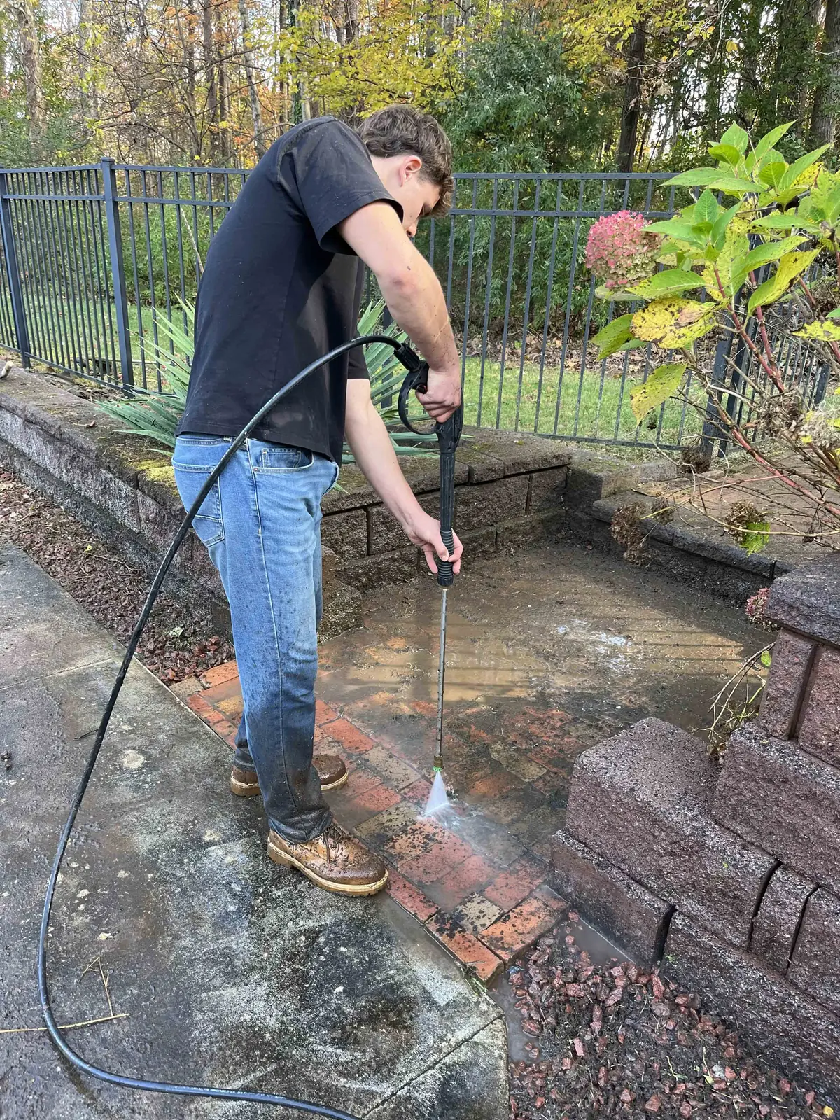 Pressure washing bricks in Lynchburg VA